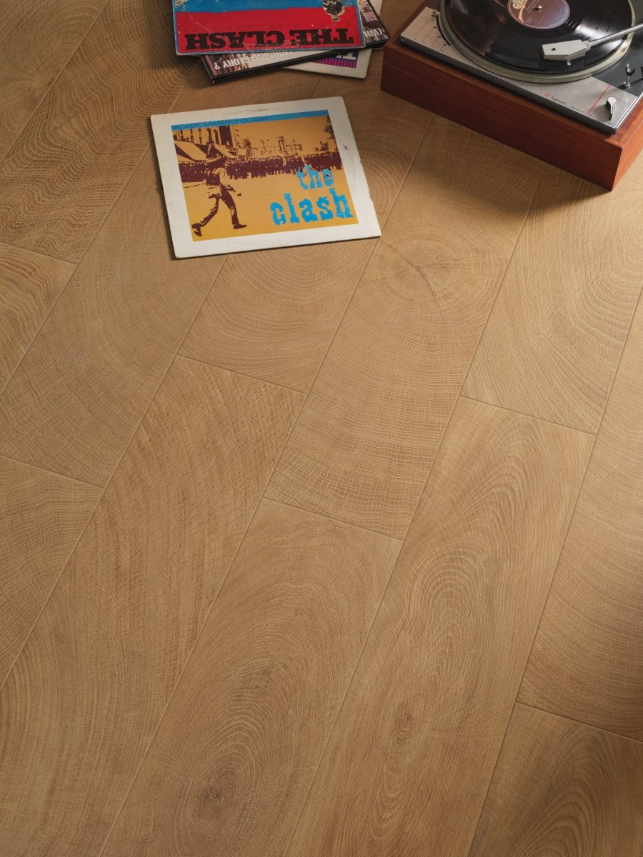 W - Circles - Tile Empire